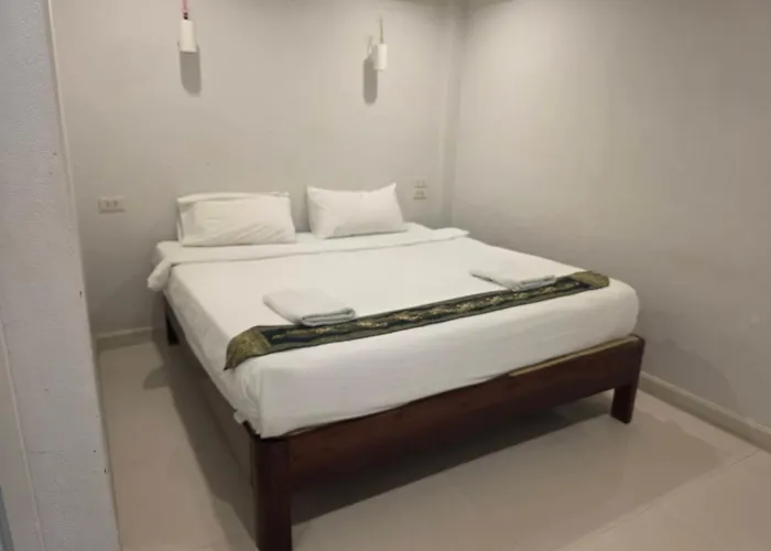 Cha-Am Fish Star Hotel